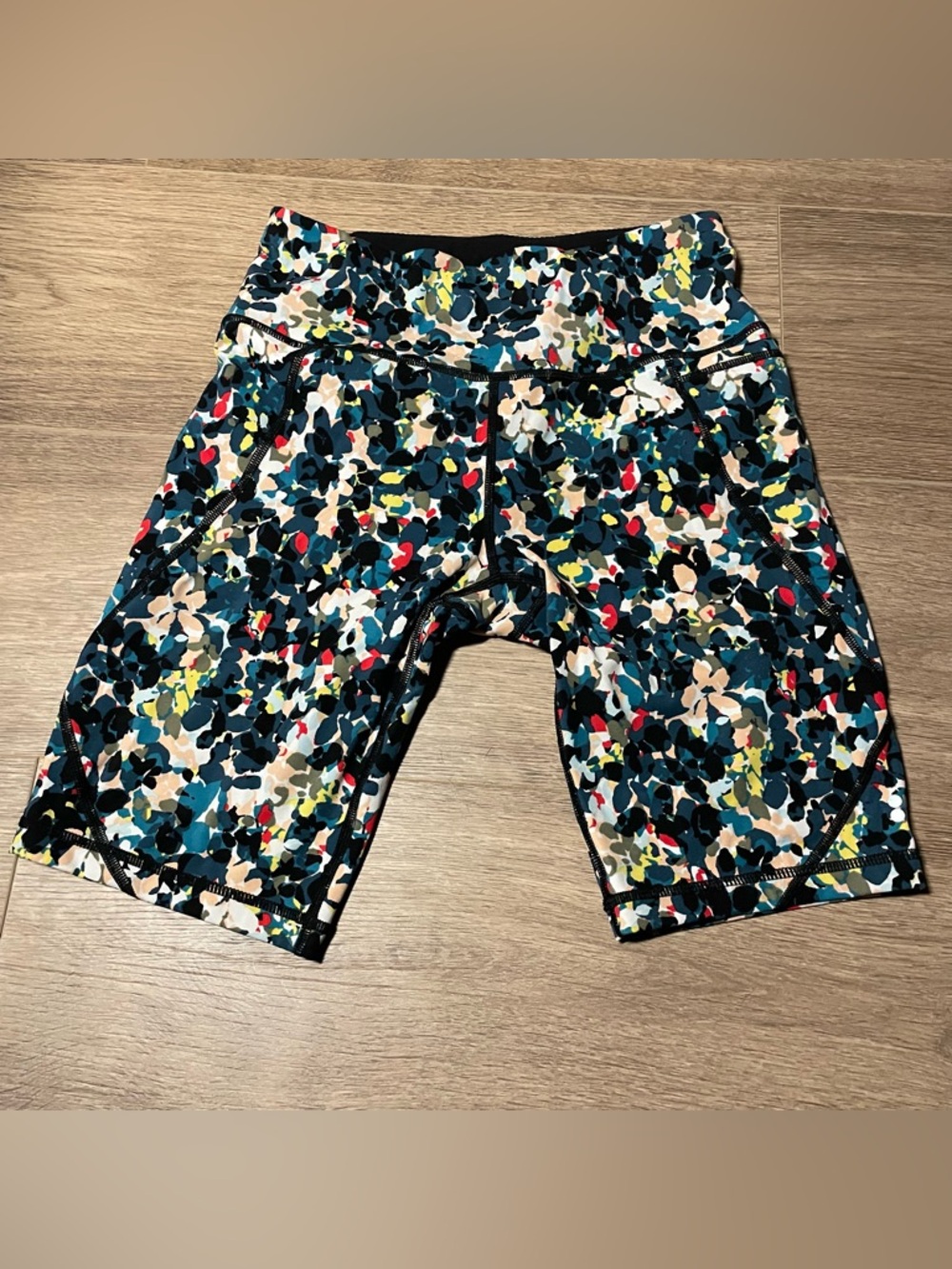 Sweaty Betty Power Hold 9” Cycling Shorts XS Blue Floral Splash Pilates Yoga